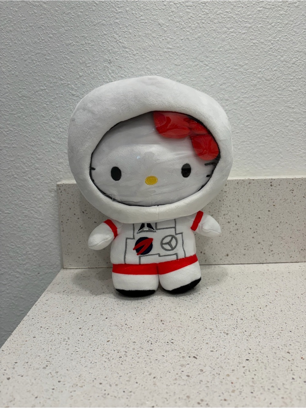 Sanrio Hello Kitty Space Suit Standing Stuffed Plush Toy 9.5 inch NWOT